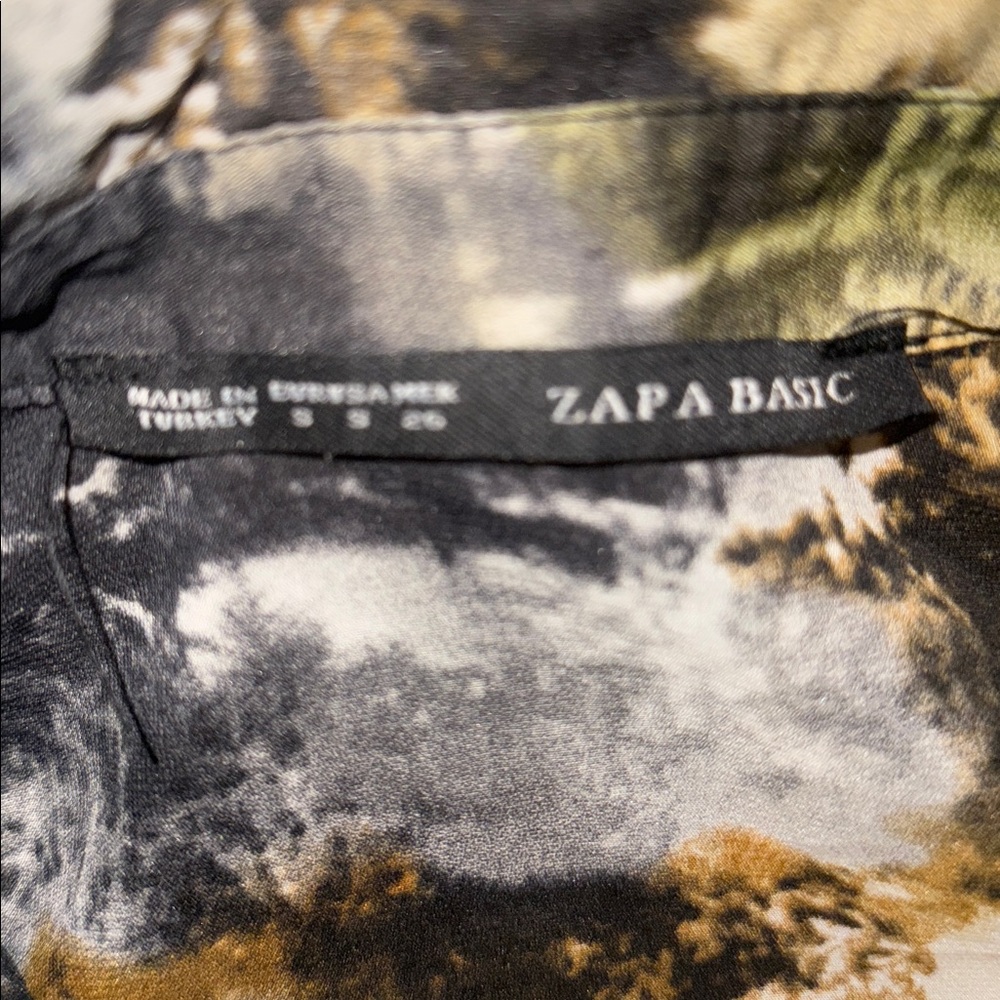 Zara Basic Earthy Forest Print Button Up Top Size… - image 6